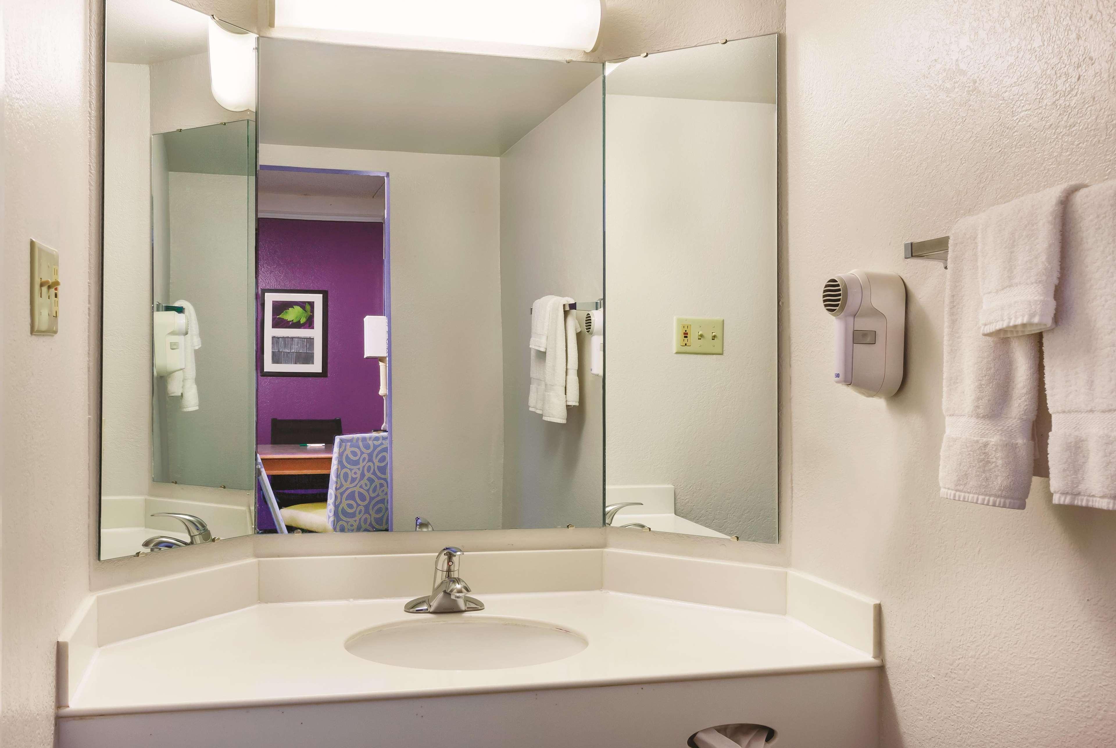 Travelodge By Wyndham Houston Cy-Fair Bagian luar foto